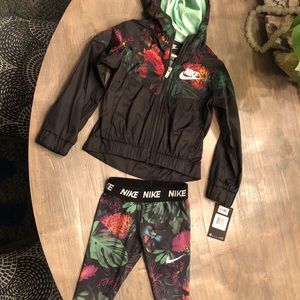 Nike girls windbreaker hooded jacket and leggings